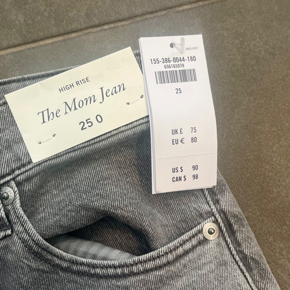NWT Abercrombie and Fitch The Mom High Rise Jeans Light Grey Wash Size 0/25 - Picture 7 of 10